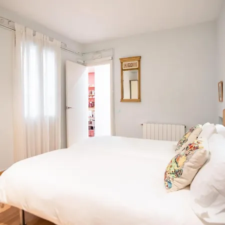 El Born - Ciutat Vella - Port 5 Pax 2 Bedrooms * Barcelona